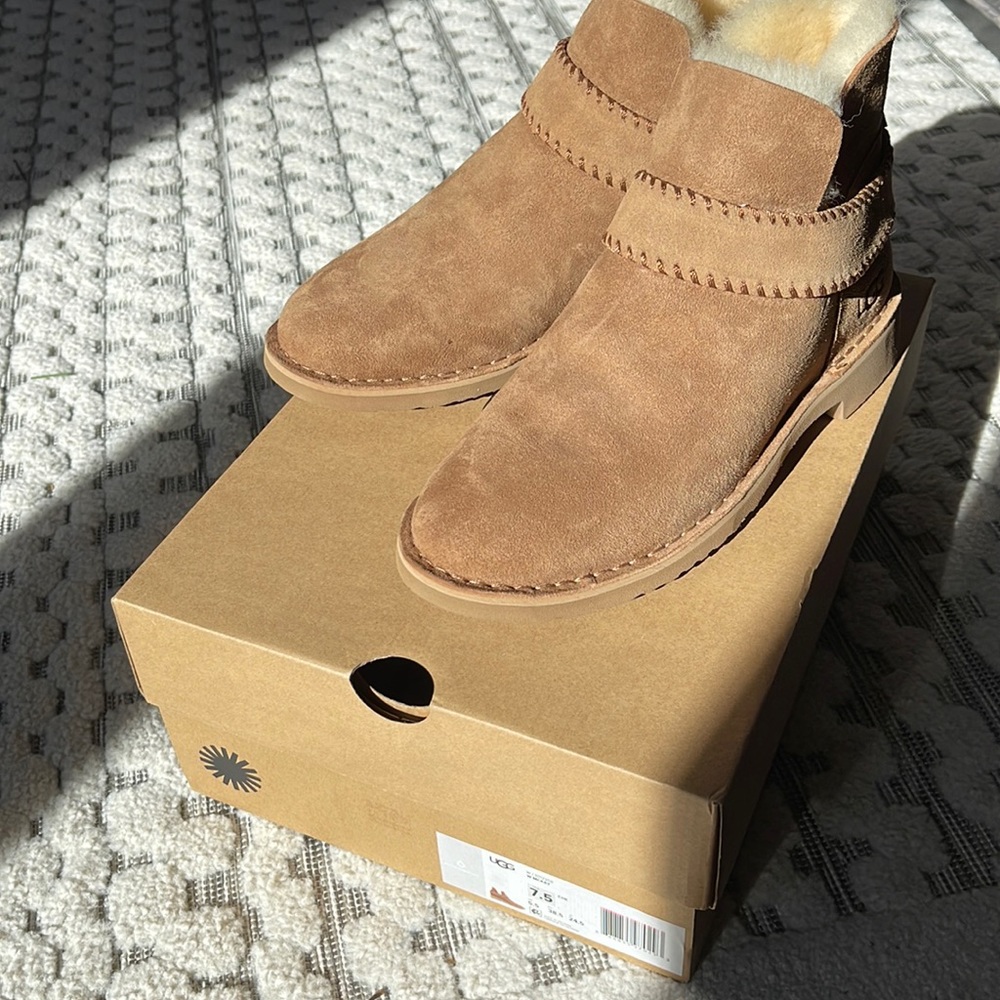 UGG McKay womens boots. Brand new 7.5